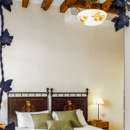 Santa Giustina Palace R&r Apartment