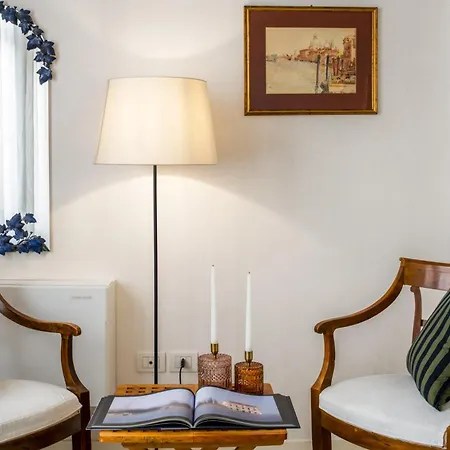 Apartment Santa Giustina Palace R&r Venice