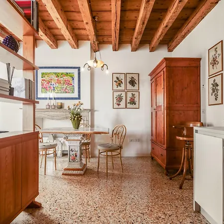 Santa Giustina Palace R&r Venice