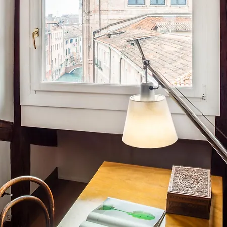 Santa Giustina Palace R&r 아파트