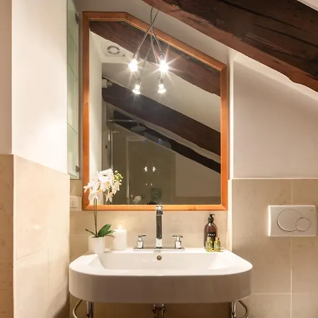 Santa Giustina Palace R&r * 베니스
